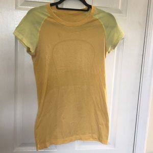 Lululemon TShirt